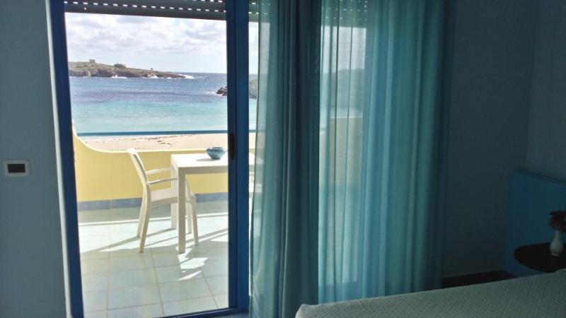 Hotel Baia Turchese Lampedusa Exterior photo